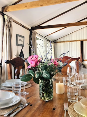 Interior - Dream the days away - The Rustic Barn (Naro Moru)