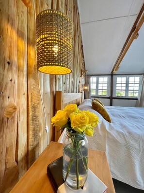 Room - Dream the days away - The Rustic Barn (Naro Moru)
