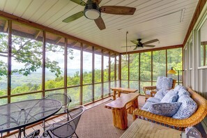 House (3 Bedrooms) | Interior - Tallassee Family Home w/ Stunning Smoky Mtn Views (Tallassee)