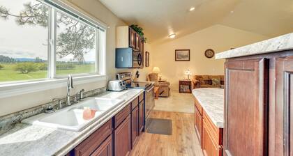Cozy Clearwater Apartment - Hike, Fish & Explore!