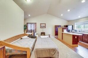 Apartment (1 Bedroom) | Interior