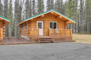 House (1 Bedroom) | Interior - Woodsy Cabin Near Kenai River: Great for Anglers! (Soldotna)