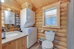 House (1 Bedroom) | Interior - Woodsy Cabin Near Kenai River: Great for Anglers! (Soldotna)
