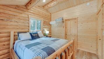 House (1 Bedroom) | Interior