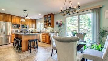 House (3 Bedrooms) | Bahagian dalam