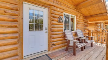 House (1 Bedroom) | Interior