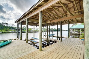Interior - Waterfront Wolf Bay Home w/ Private Boathouse! (Elberta)