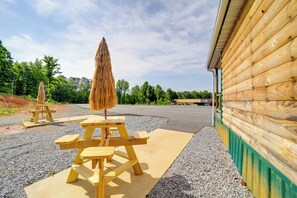 House (1 Bedroom) | Interior - Cozy Cabin in the Smokies - Great for Couples! (Newport)
