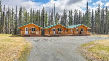 House (1 Bedroom) | Interior