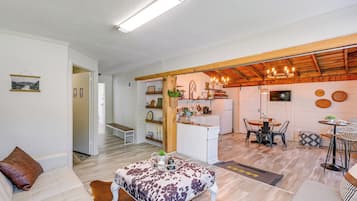 Apartment (1 Bedroom) | Front of property