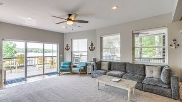 House (4 Bedrooms) | Interior