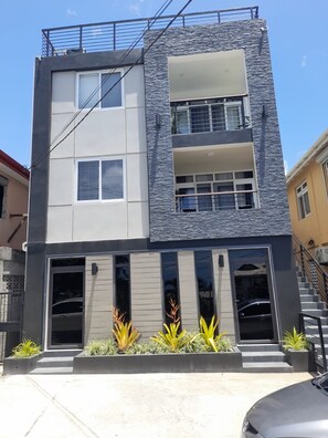 Exterior - Centrally located, stylish, modern, convenient, legendary customer service. (Roseau)