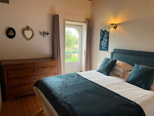 3 間睡房、熨斗/熨衫板、Wi-Fi