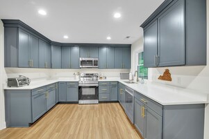 Refrigerador, horno, cafetera/tetera