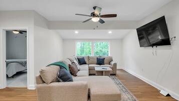 Cottage, 5 Bedrooms | Living area | Smart TV