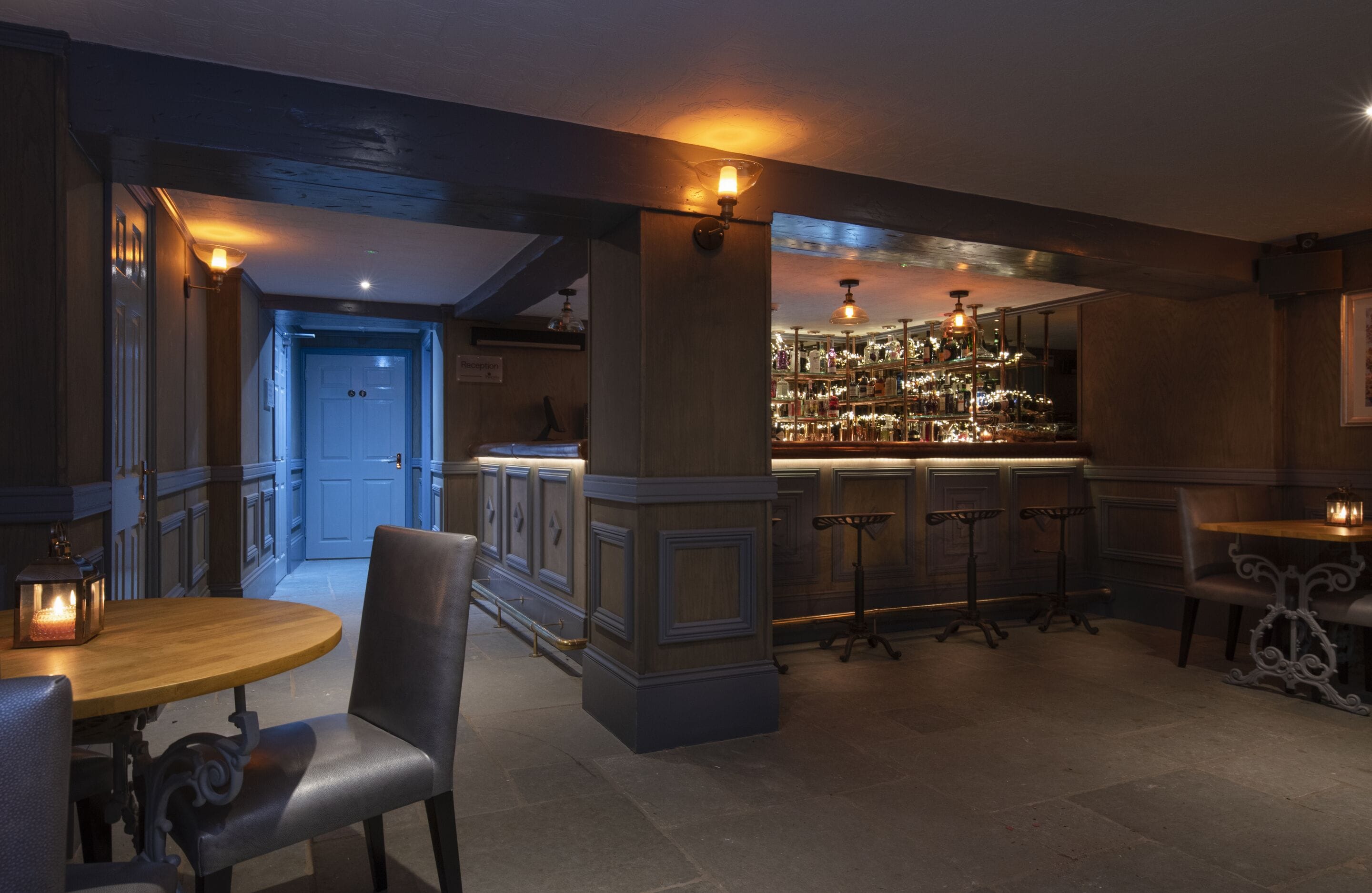 بار (في المنشاة)