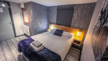 Comfort Double Room, Shared Bathroom