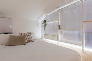 2 quartos, ferros/tábuas de passar roupa, Wi-Fi de cortesia