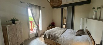 Casa amplia en Bardos, 6 plazas, se admiten mascotas, wifi