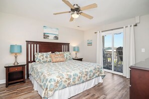 3 bedrooms, iron/ironing board, Internet, bed sheets