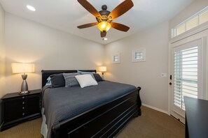2 bedrooms, desk, iron/ironing board, free WiFi