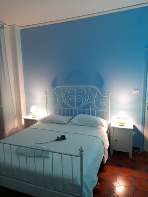 Superior-Doppelzimmer, Blick auf den Innenhof | Kostenloses WLAN