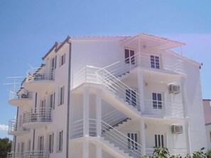 Quang cảnh nhìn từ nơi lưu trú