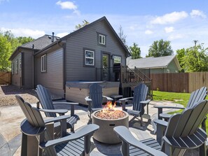 Terrace/patio - Beautiful 3BR Home: Hot Tub, Easy Walk to Downtown (Loveland)