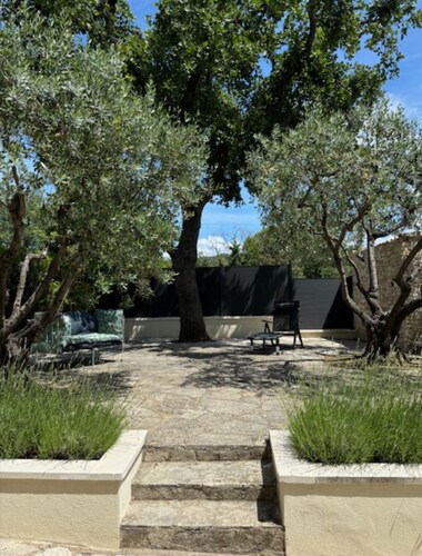 Maison 3 Chambres Avec Piscine Securisee Dans LE Luberon