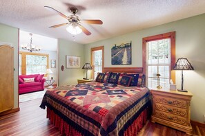 3 Schlafzimmer, Bügeleisen/Bügelbrett, Internetzugang, Bettwäsche