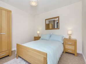 3 bedrooms, free WiFi, bed sheets
