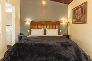 1 bedroom, premium bedding, down comforters, Select Comfort beds