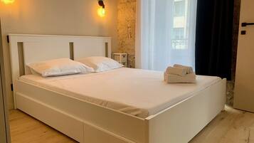 1 bedroom, iron/ironing board, free WiFi, bed sheets