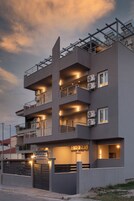 Fachada de la propiedad