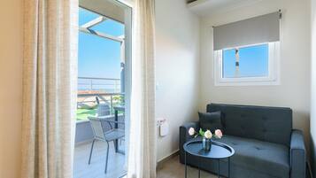 Comfort Apartment, Garden View | Terrace/patio