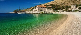 A cozy villa in a peacefull village of Zaraće w/pool