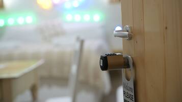 4 Schlafzimmer, Bügeleisen/Bügelbrett, WLAN, Bettwäsche