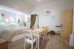 4 slaapkamers, een strijkplank/strijkijzer, wifi, beddengoed