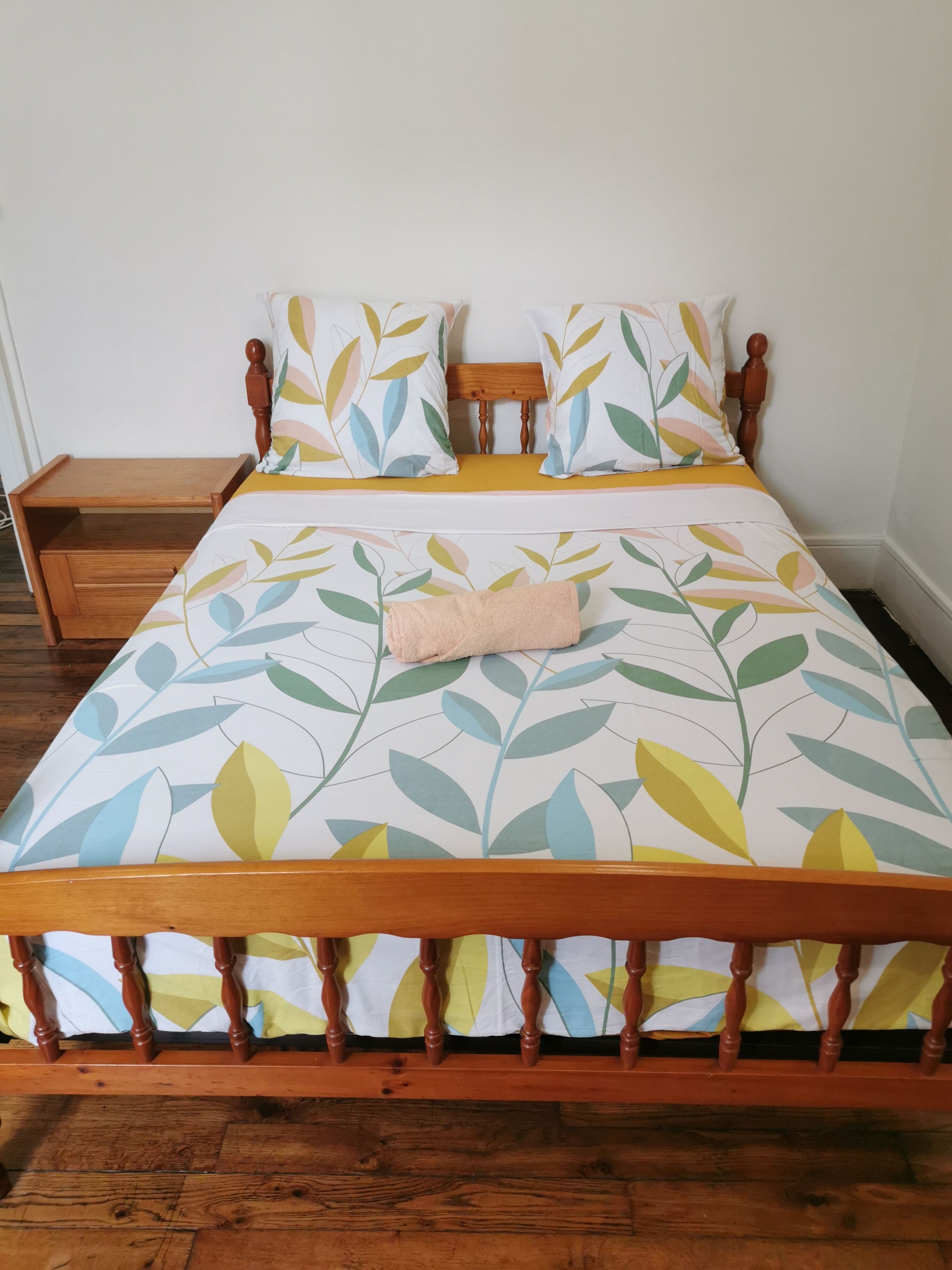 2 slaapkamers, een strijkplank/strijkijzer, reisbedje, wifi