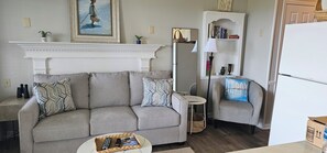 Smart-TV, DVD-Player, Bücher