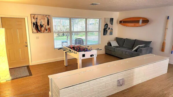 Spielezimmer