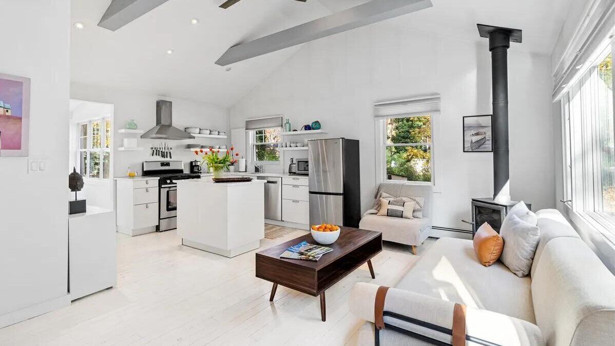Beautifully Designed Sag Harbor Cottage Steps to Noyack Bay, Perfect for...