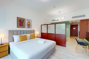 1 slaapkamer, een strijkplank/strijkijzer, wifi, beddengoed