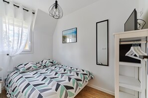 2 soverom, strykejern/-brett, wi-fi (inkludert) og sengetøy