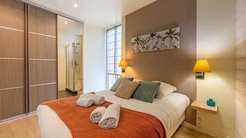 1 chambre, fer et planche Ă repasser, Wi-Fi gratuit, draps fournis