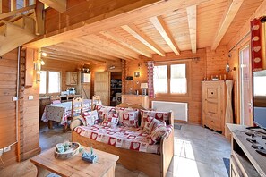 TV - Chalet Charmilles - Chalet vue sur montagne (Le Menil)