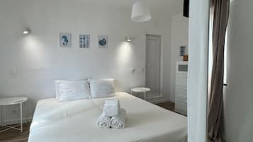 1 slaapkamer, een strijkplank/strijkijzer, wifi, beddengoed