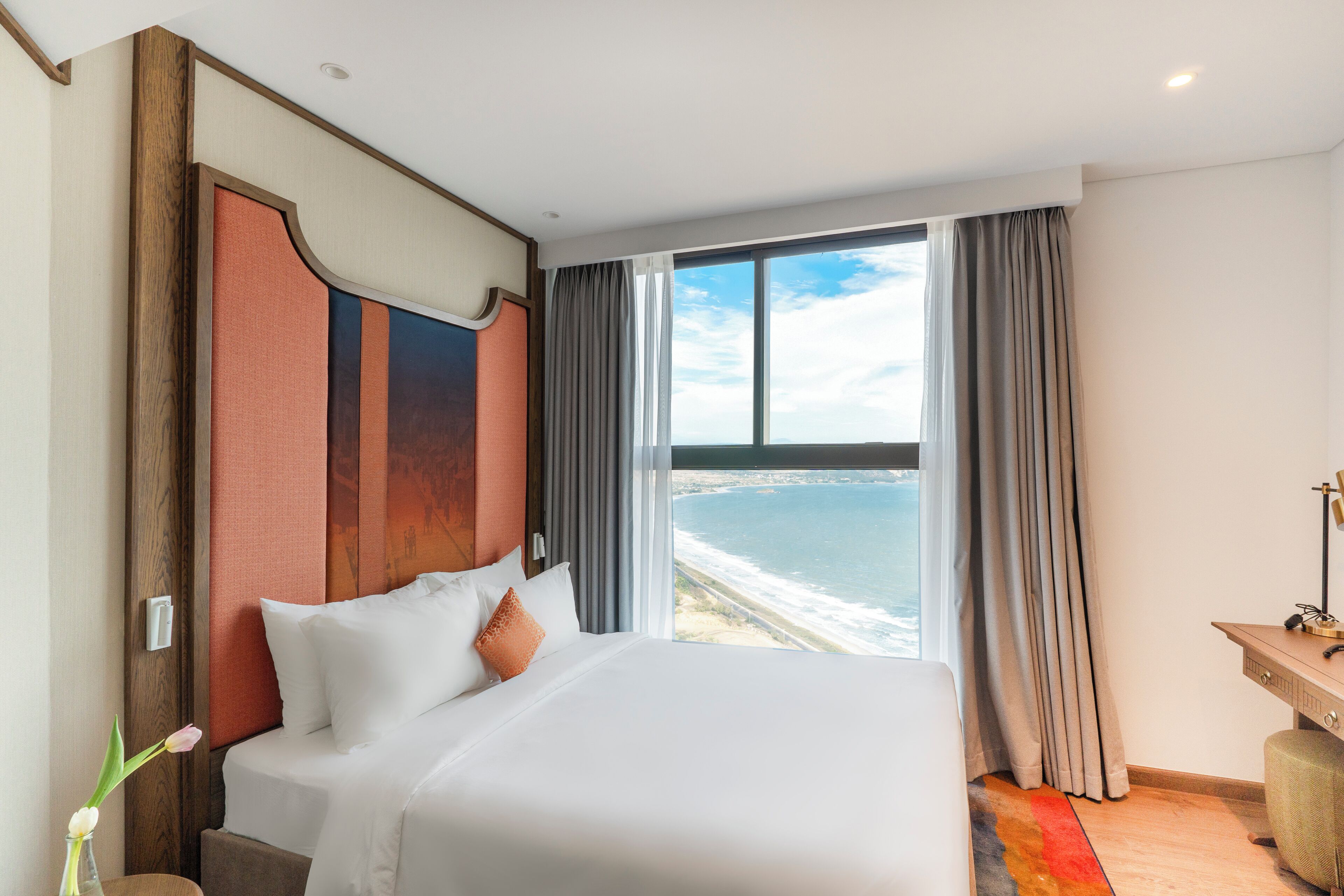 奢华公寓, 海滩景观 | 迷你吧、办公桌、笔记本电脑工作区、隔音