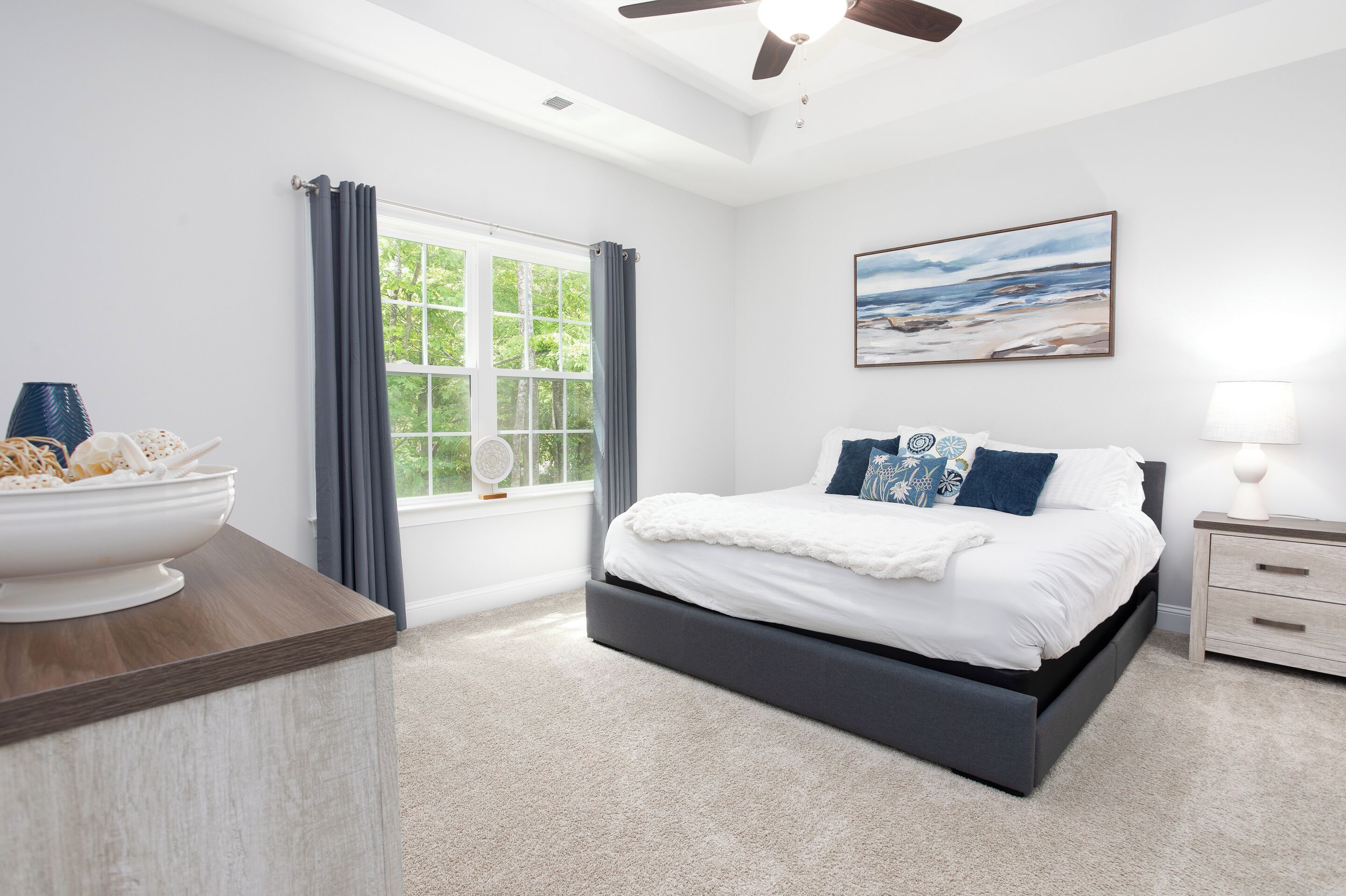 4 bedrooms, iron/ironing board, travel crib, free WiFi