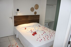 エコノミー ツインルーム | デスク、ノートパソコン用作業スペース、WiFi (無料)